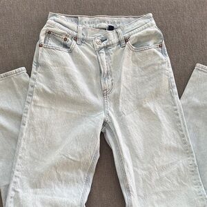American Eagle Strigid Light Blue Denim Jeans